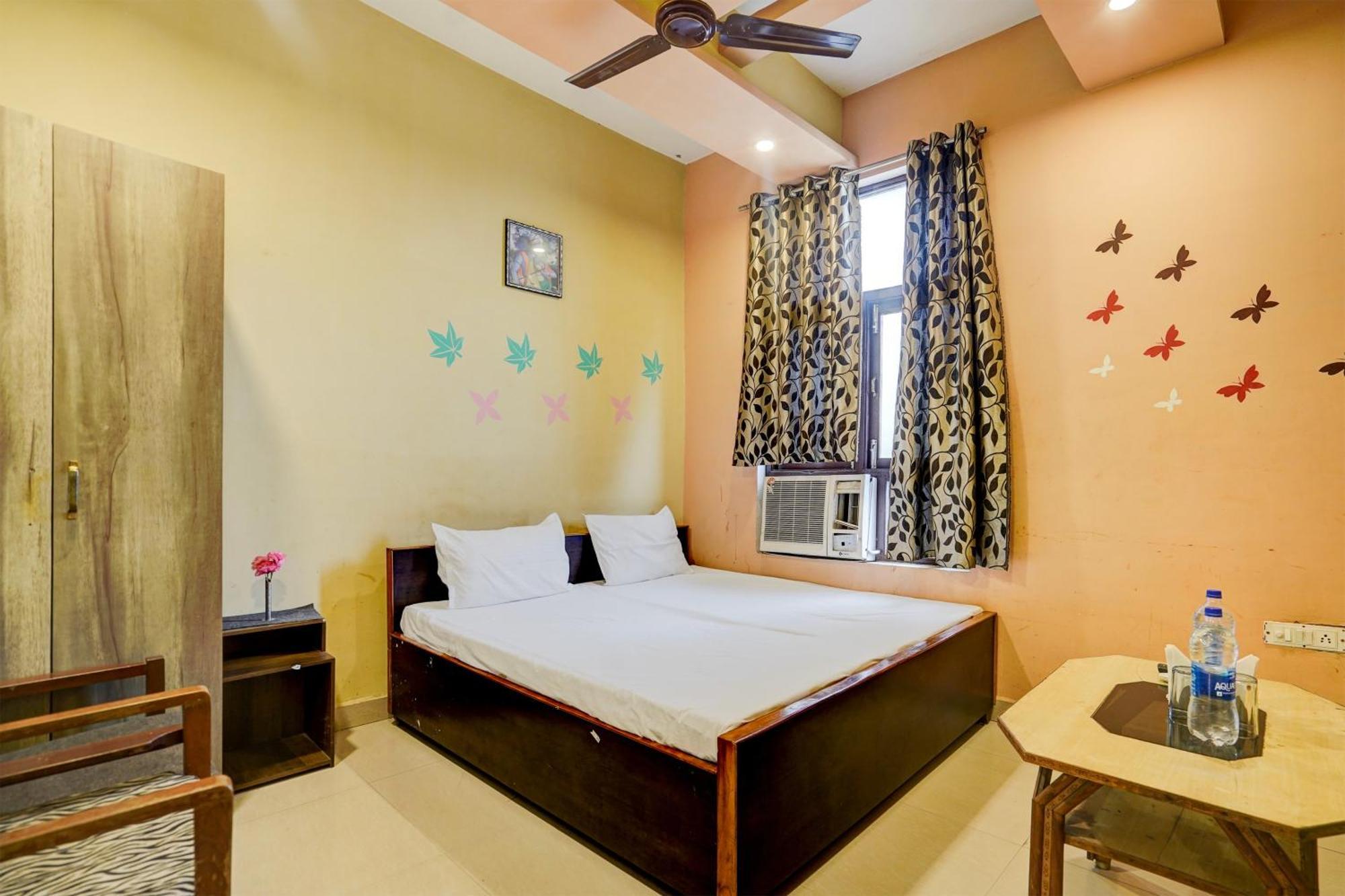 Hotel O Shyam Utsav Mirzāpur Exteriér fotografie