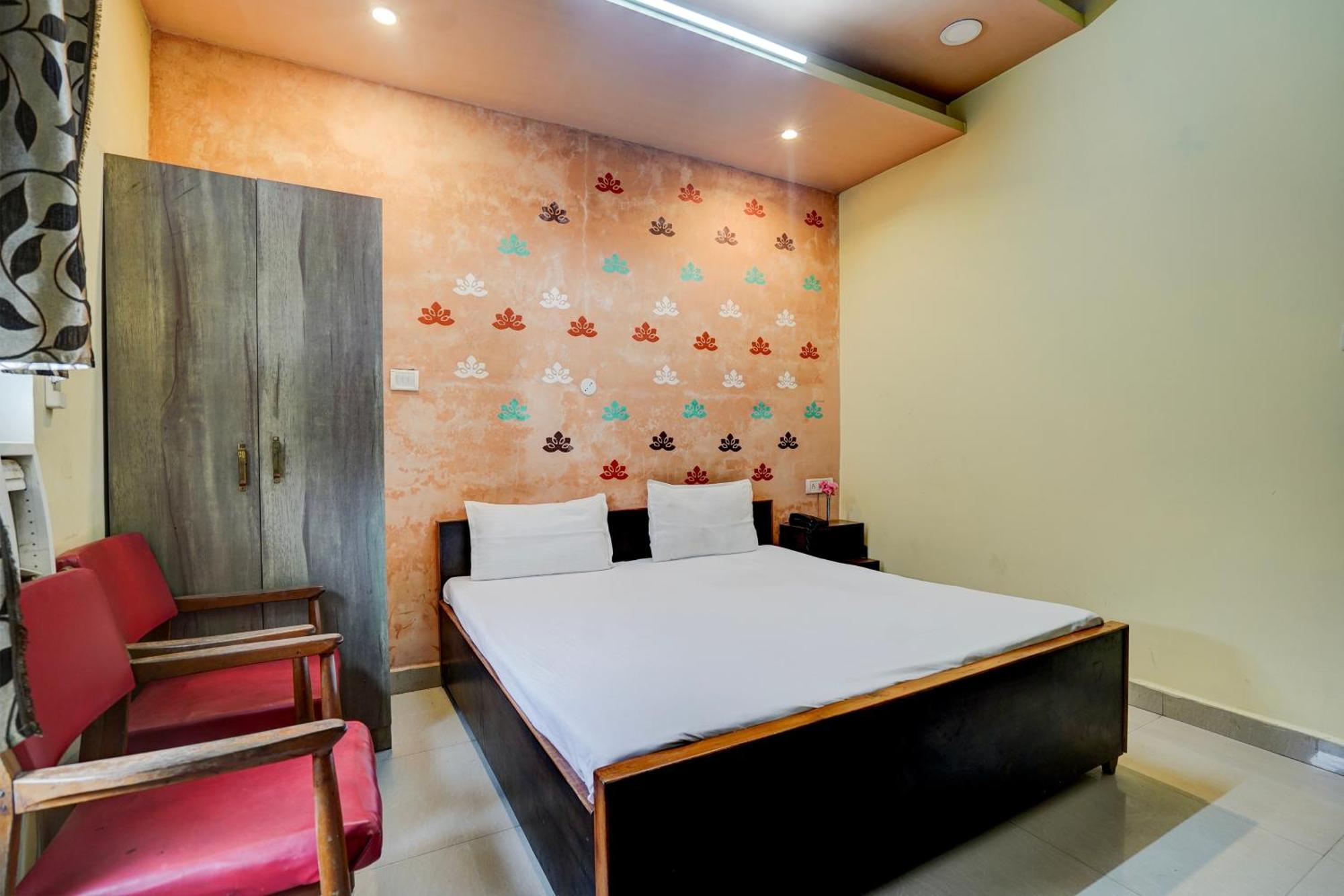 Hotel O Shyam Utsav Mirzāpur Exteriér fotografie