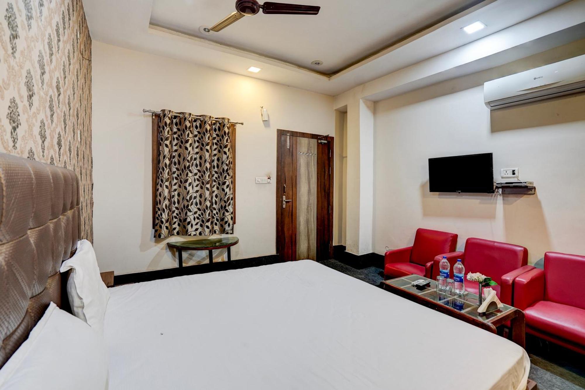 Hotel O Shyam Utsav Mirzāpur Exteriér fotografie