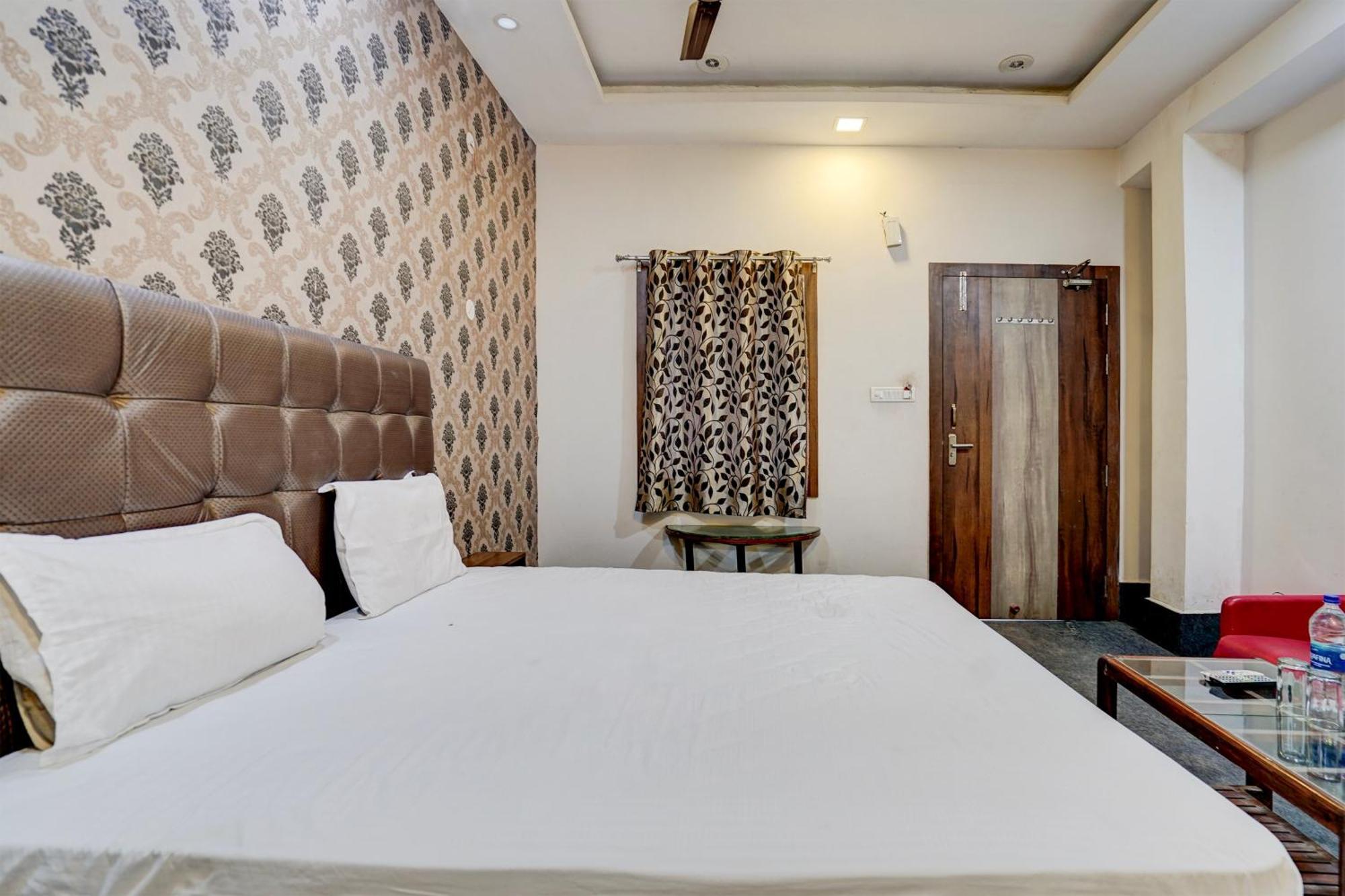 Hotel O Shyam Utsav Mirzāpur Exteriér fotografie